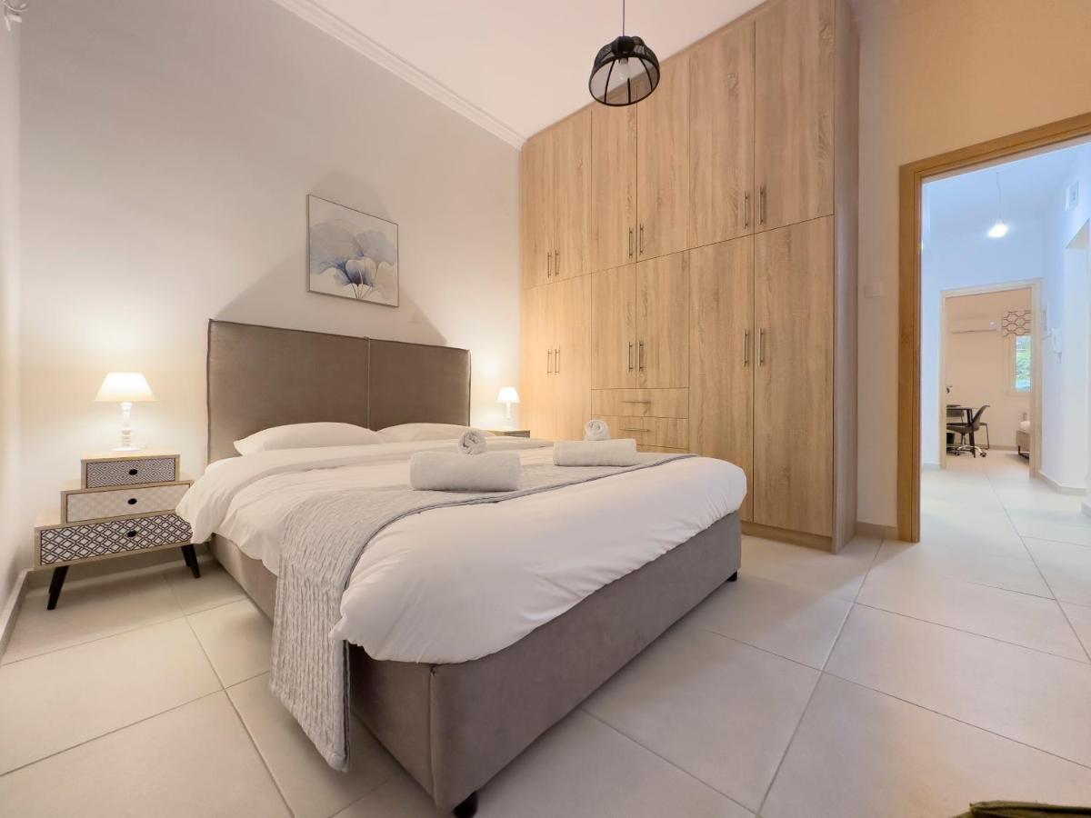 Appartamento Aventura Comfortable 90Sqm Apt In Kato Patisia Atene Esterno foto