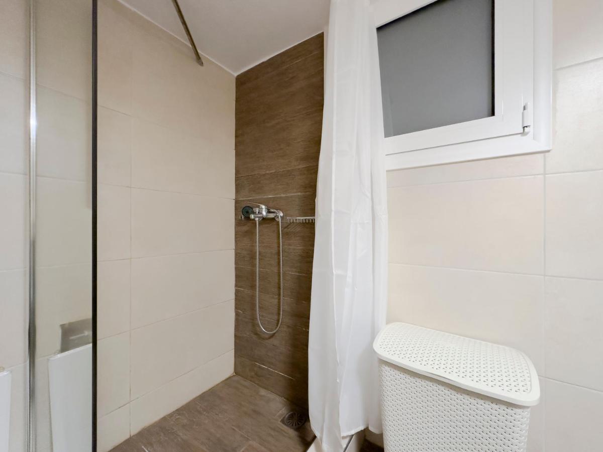 Appartamento Aventura Comfortable 90Sqm Apt In Kato Patisia Atene Esterno foto